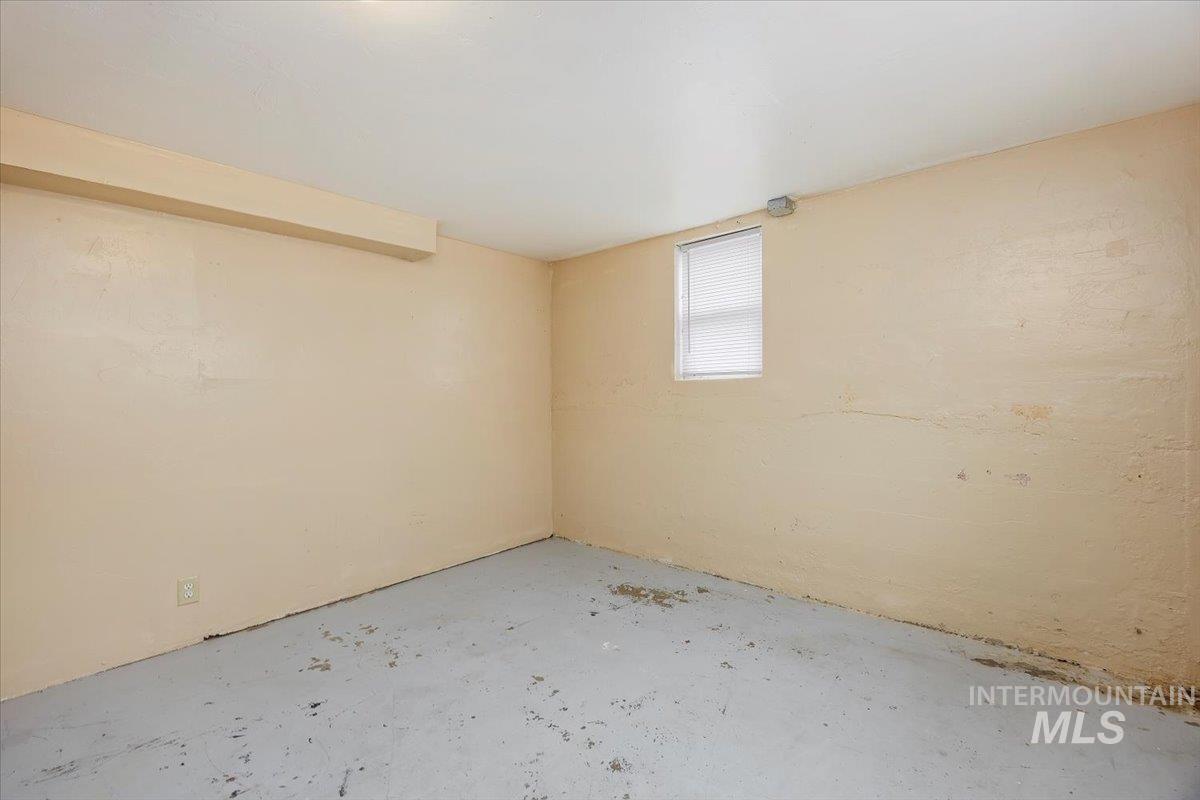 532 W 2nd ave, Gooding, Idaho 83330, 4 Bedrooms, 1 Bathroom, Residential For Sale, Price $280,000,MLS 98972331