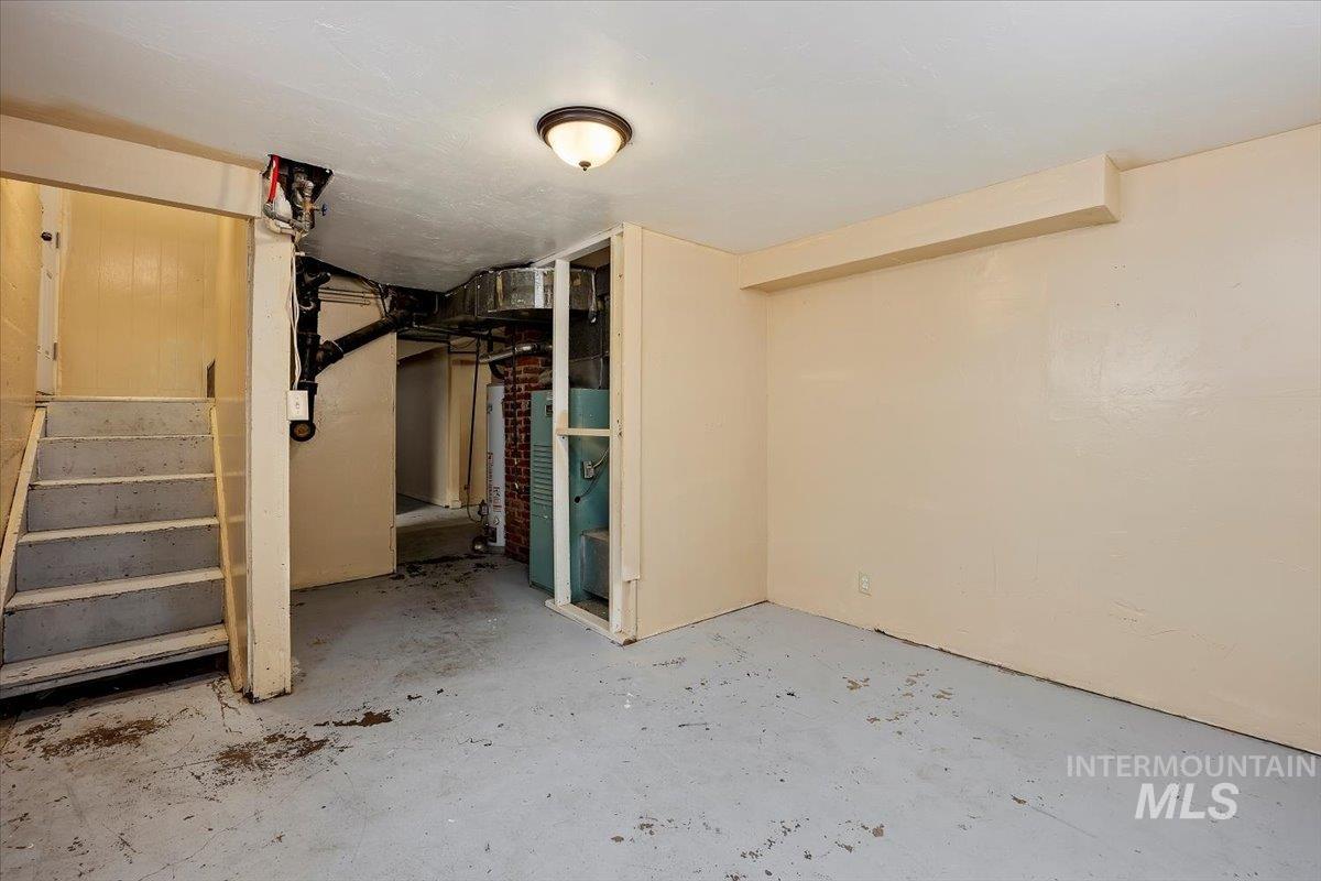 532 W 2nd ave, Gooding, Idaho 83330, 4 Bedrooms, 1 Bathroom, Residential For Sale, Price $280,000,MLS 98972331