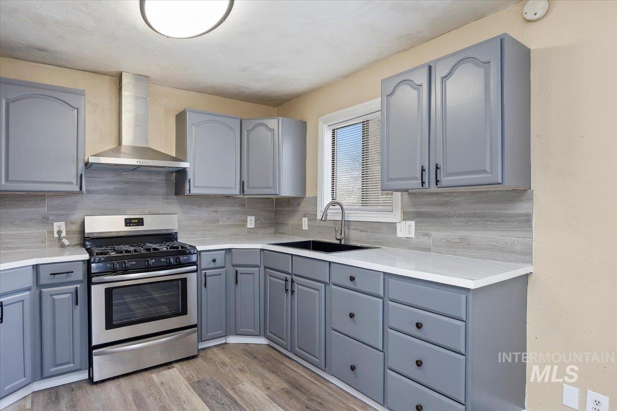 532 W 2nd ave, Gooding, Idaho 83330, 4 Bedrooms, 1 Bathroom, Residential For Sale, Price $280,000,MLS 98972331