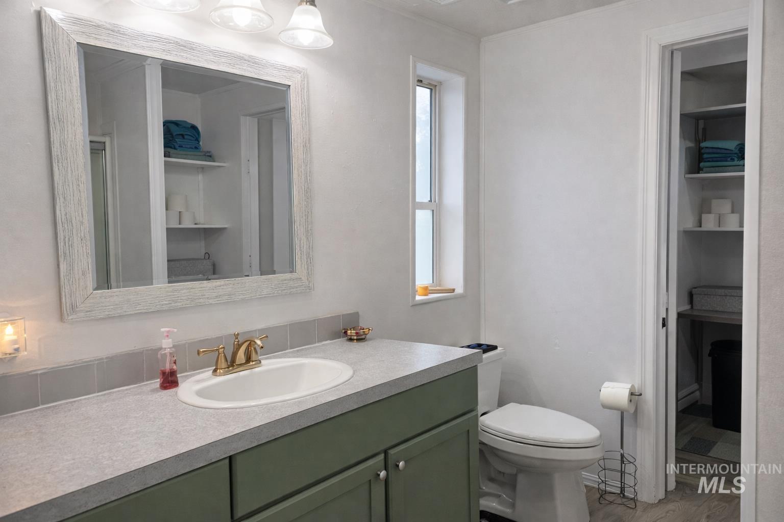 700 East Fairview Ave, Meridian, Idaho 83642, 3 Bedrooms, 2 Bathrooms, Residential For Sale, Price $134,900,MLS 98972333