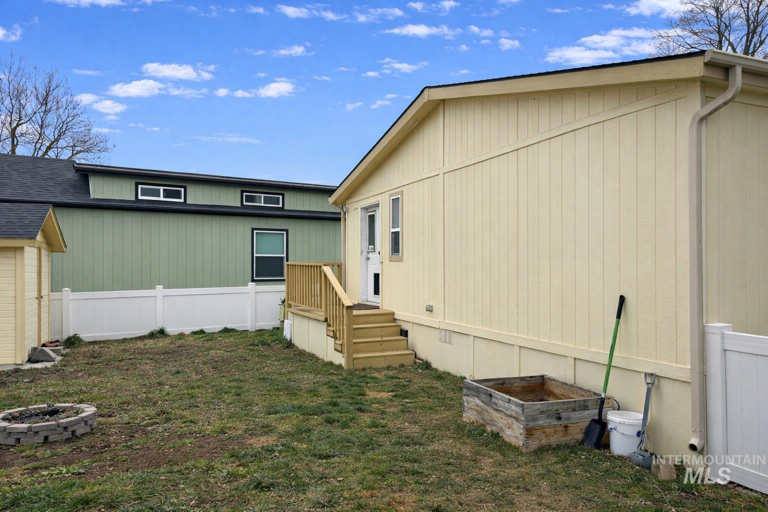 700 East Fairview Ave, Meridian, Idaho 83642, 3 Bedrooms, 2 Bathrooms, Residential For Sale, Price $134,900,MLS 98972333