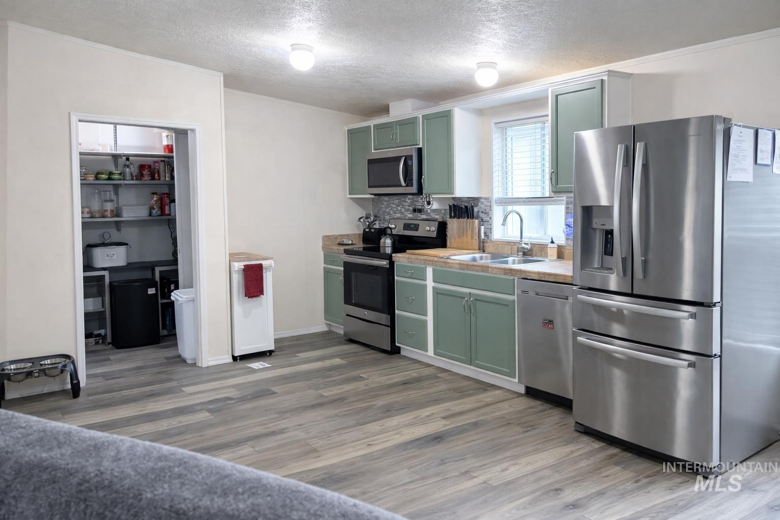 700 East Fairview Ave, Meridian, Idaho 83642, 3 Bedrooms, 2 Bathrooms, Residential For Sale, Price $134,900,MLS 98972333