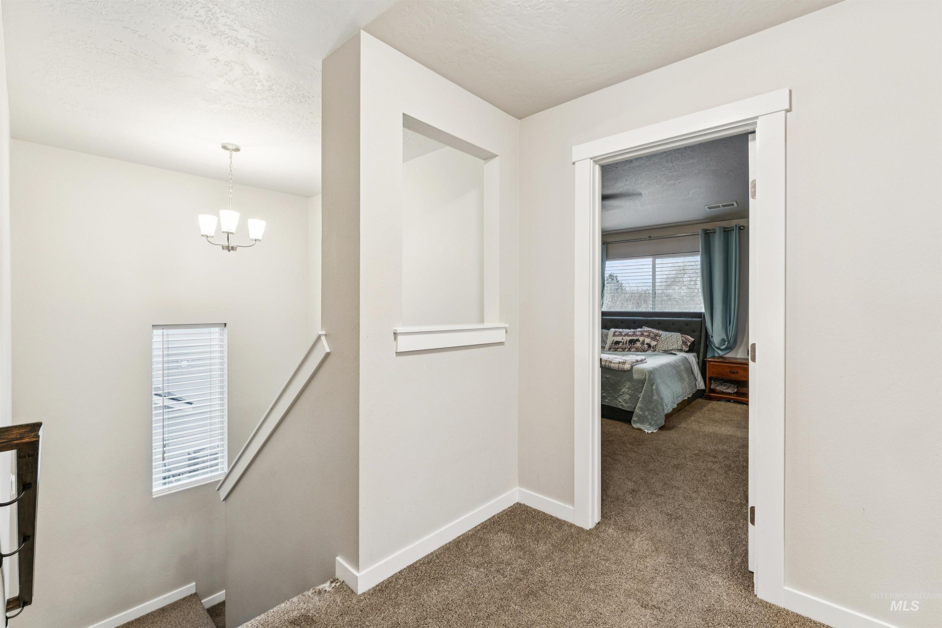 1093 N Bowknot Lake Place, Star, Idaho 83669, 5 Bedrooms, 3 Bathrooms, Residential For Sale, Price $590,000,MLS 98972341