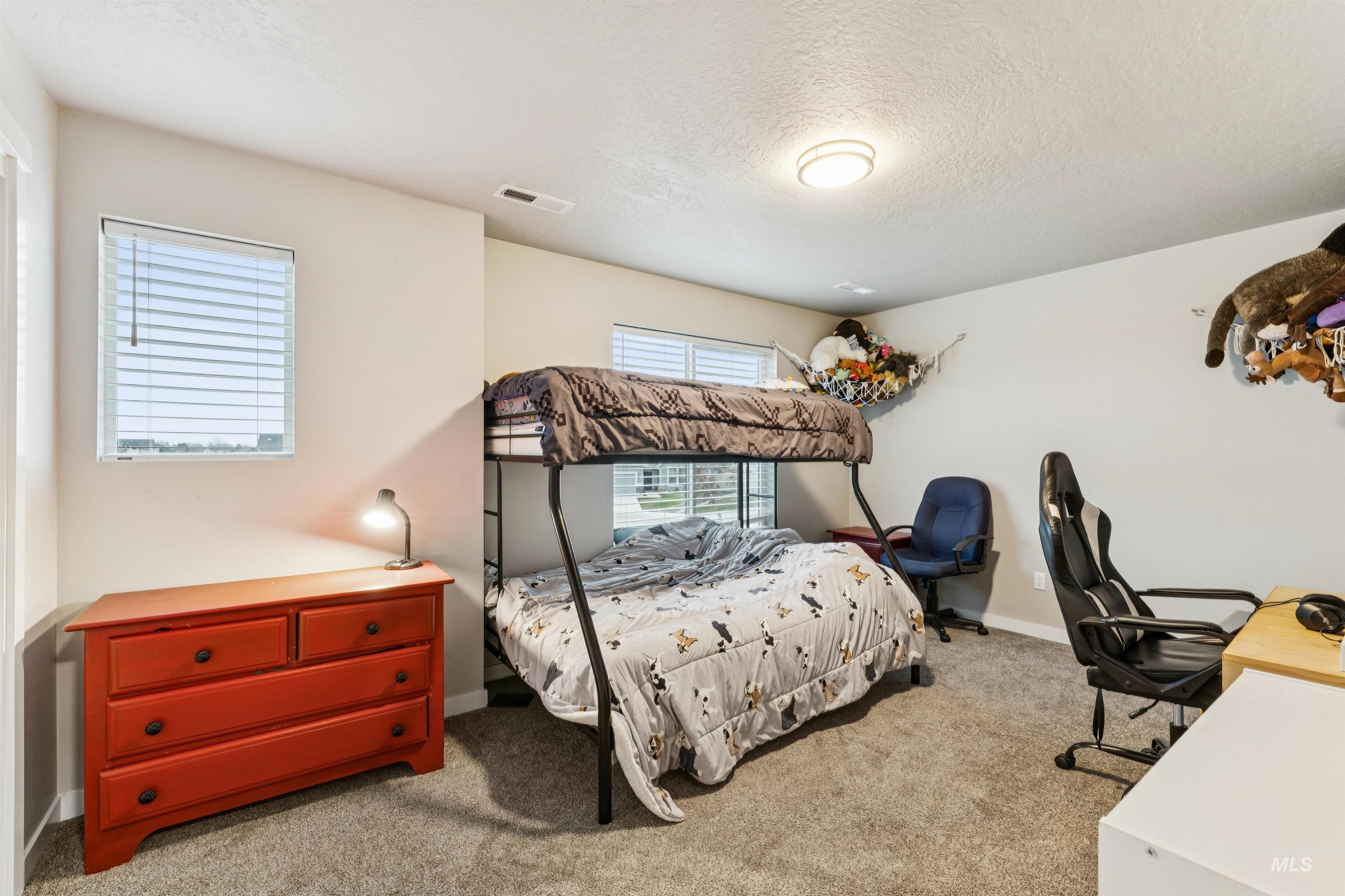 1093 N Bowknot Lake Place, Star, Idaho 83669, 5 Bedrooms, 3 Bathrooms, Residential For Sale, Price $590,000,MLS 98972341