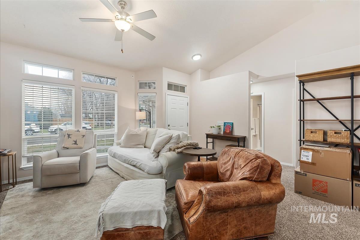 9596 W Donnabell Street, Boise, Idaho 83714, 3 Bedrooms, 2 Bathrooms, Residential For Sale, Price $464,000,MLS 98972344