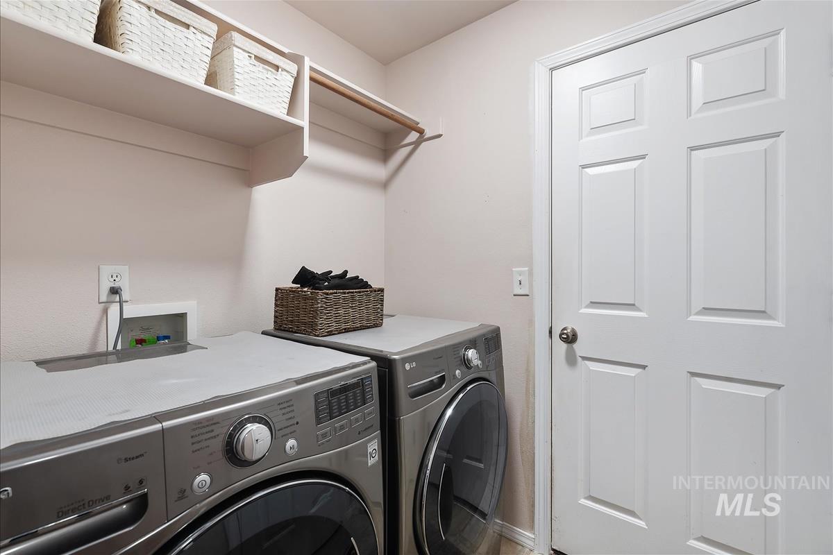 9596 W Donnabell Street, Boise, Idaho 83714, 3 Bedrooms, 2 Bathrooms, Residential For Sale, Price $464,000, 98972344