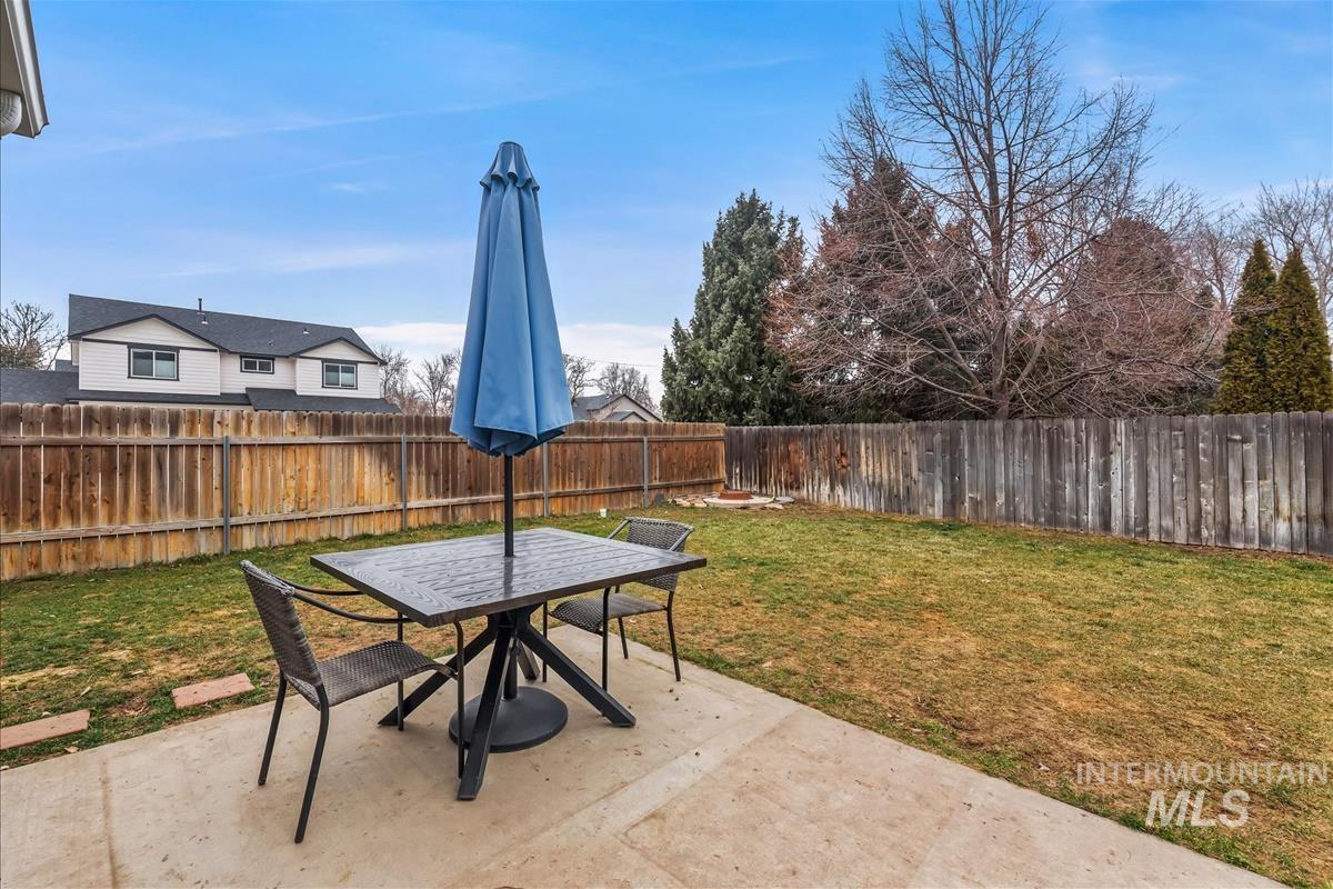 9596 W Donnabell Street, Boise, Idaho 83714, 3 Bedrooms, 2 Bathrooms, Residential For Sale, Price $464,000, 98972344