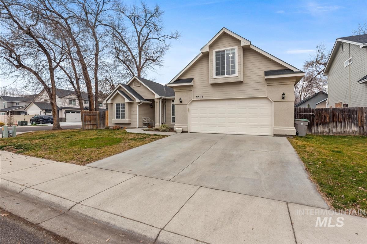 9596 W Donnabell Street, Boise, Idaho 83714, 3 Bedrooms, 2 Bathrooms, Residential For Sale, Price $464,000, 98972344
