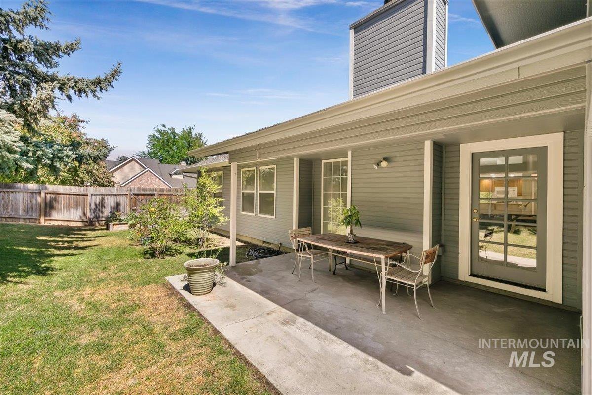 5141 N Samson Ave, Boise, Idaho 83704-1996, 4 Bedrooms, 2 Bathrooms, Residential For Sale, Price $535,900,MLS 98972345