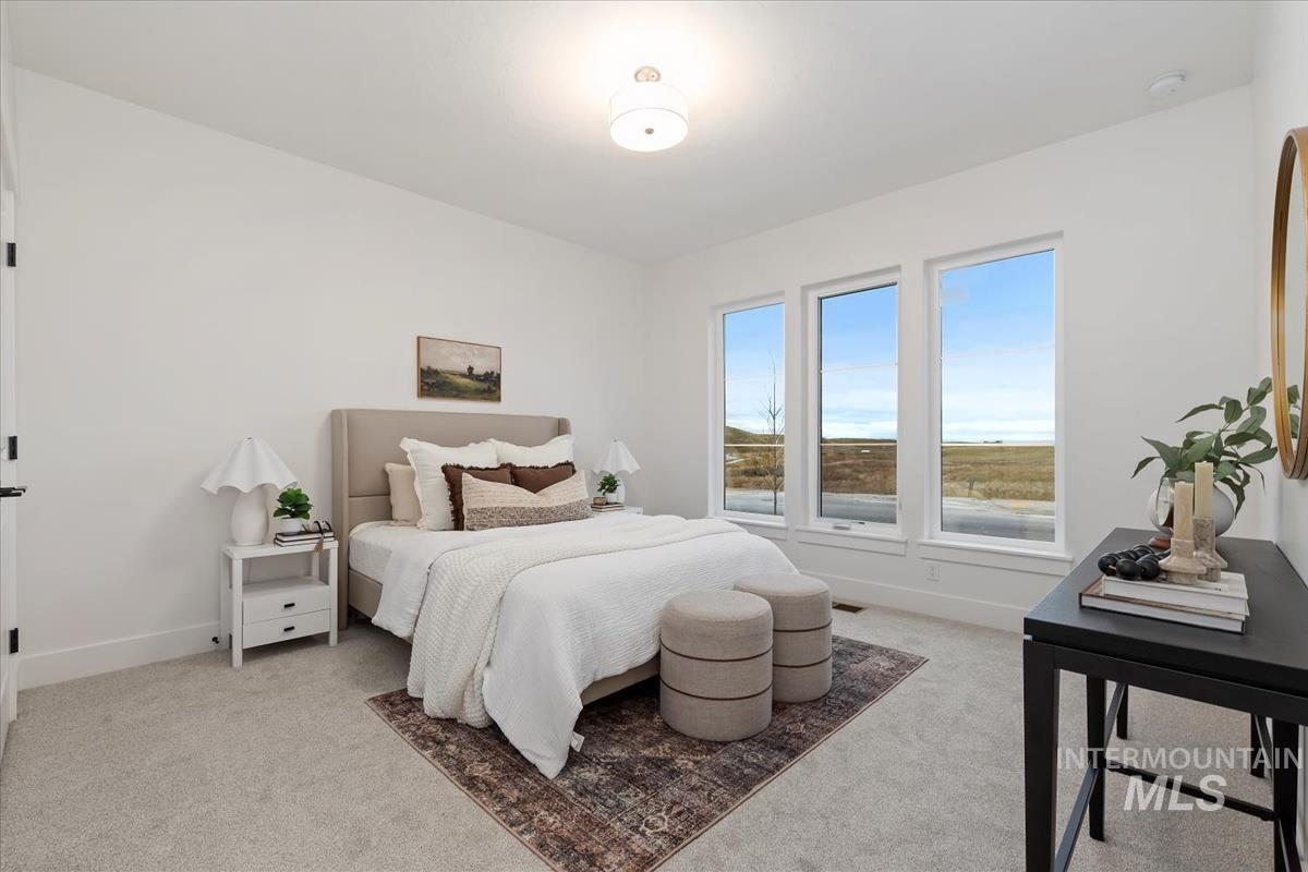 5905 W Domford Ln, Eagle, Idaho 83616, 4 Bedrooms, 3 Bathrooms, Residential For Sale, Price $659,880,MLS 98972346