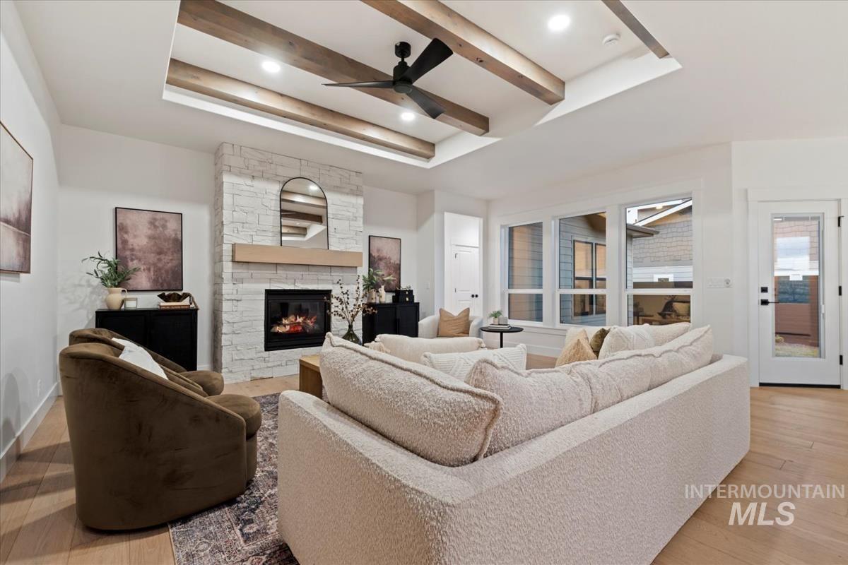 5905 W Domford Ln, Eagle, Idaho 83616, 4 Bedrooms, 3 Bathrooms, Residential For Sale, Price $659,880,MLS 98972346