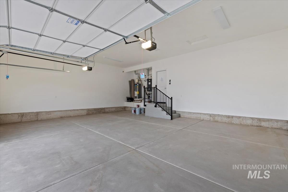 5905 W Domford Ln, Eagle, Idaho 83616, 4 Bedrooms, 3 Bathrooms, Residential For Sale, Price $659,880,MLS 98972346