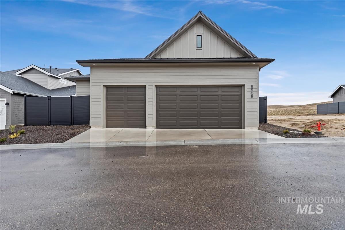 5905 W Domford Ln, Eagle, Idaho 83616, 4 Bedrooms, 3 Bathrooms, Residential For Sale, Price $659,880,MLS 98972346