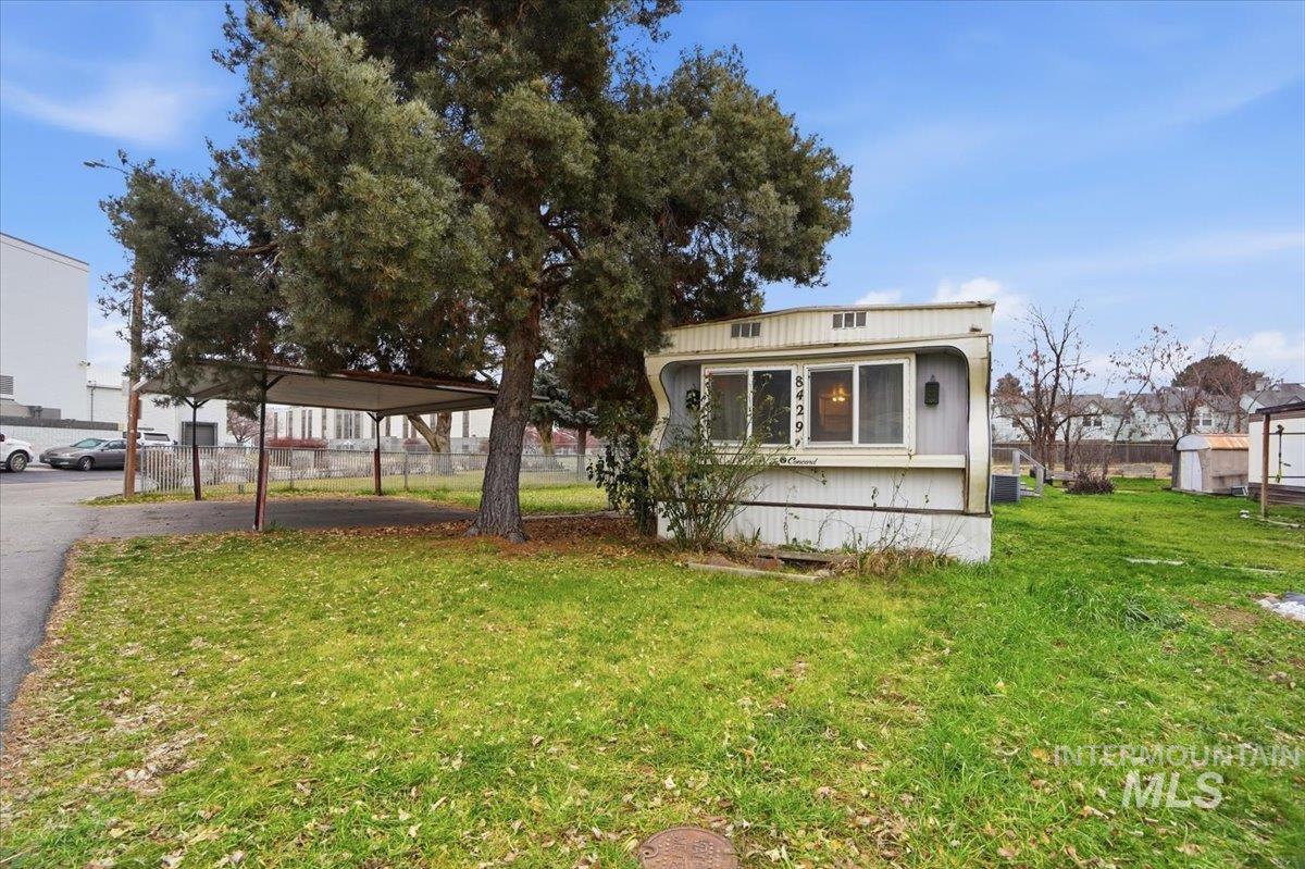 8429 W Irving Ln, Boise, Idaho 83704, 2 Bedrooms, 1 Bathroom, Residential For Sale, Price $70,000,MLS 98972348