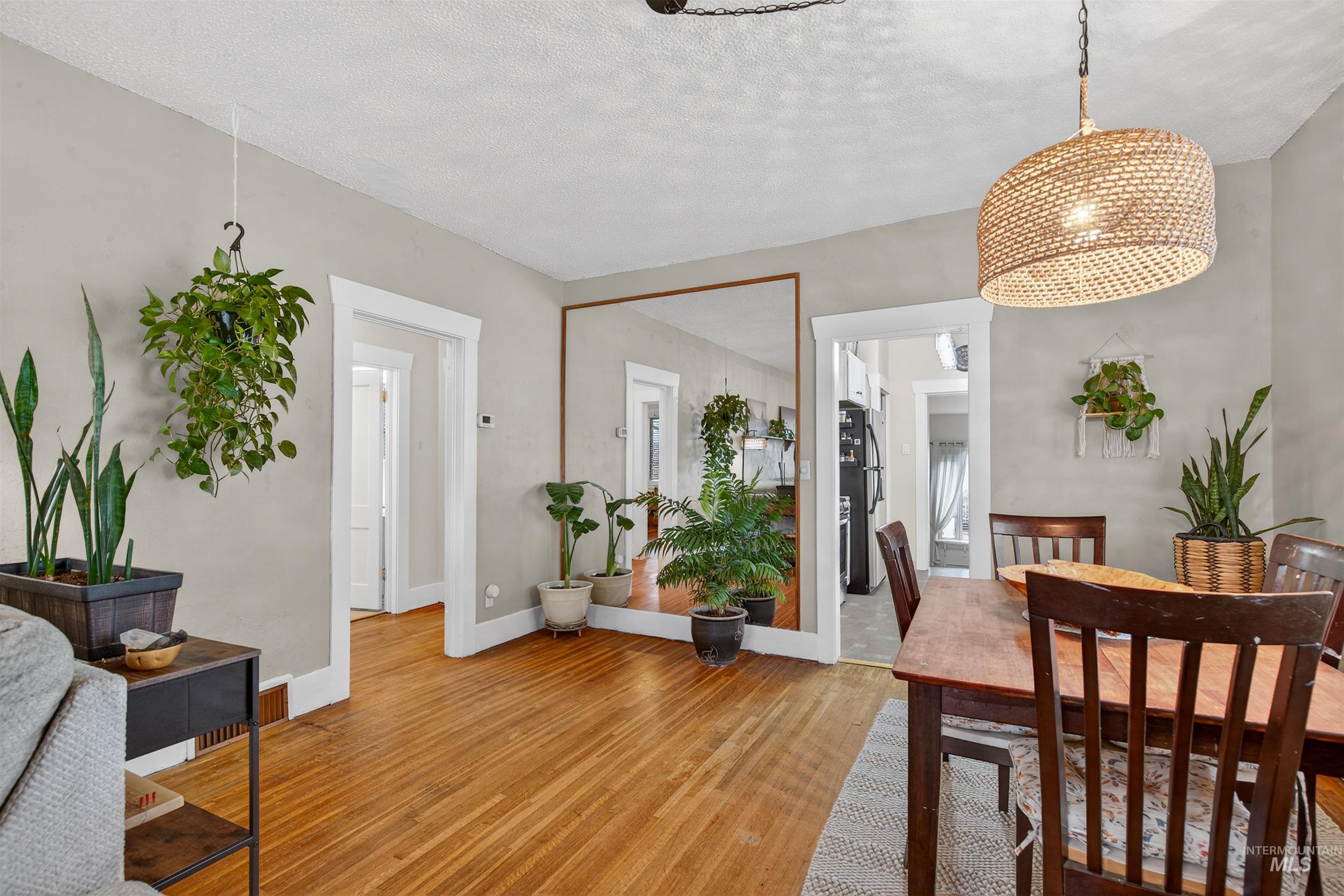 1021 11th Ave, Lewiston, Idaho 83501, 3 Bedrooms, 2 Bathrooms, Residential For Sale, Price $369,900,MLS 98972350