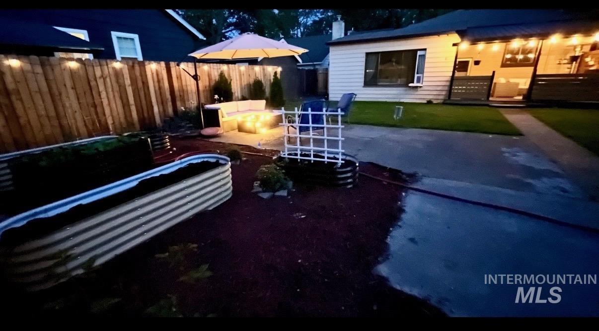 1021 11th Ave, Lewiston, Idaho 83501, 3 Bedrooms, 2 Bathrooms, Residential For Sale, Price $369,900,MLS 98972350