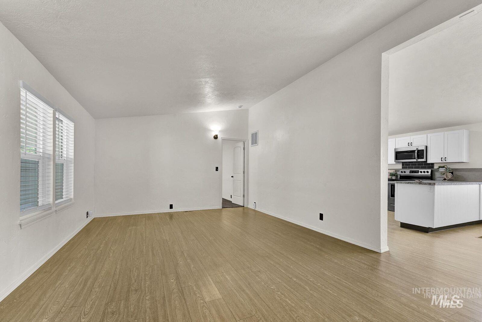 3249 W Cherry Ln., Boise, Idaho 83705, 3 Bedrooms, 2 Bathrooms, Residential For Sale, Price $125,000,MLS 98972351