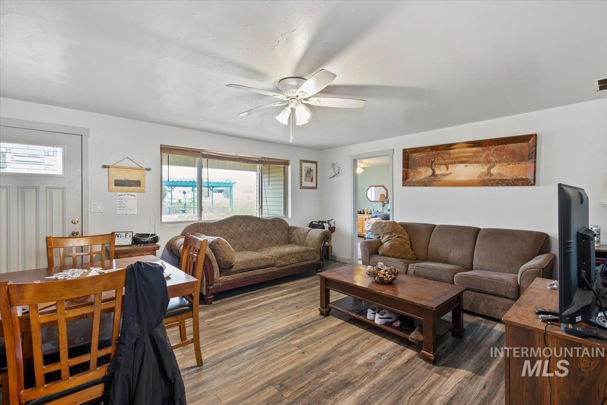 17322 CanAda Road, Nampa, Idaho 83687, 3 Bedrooms, 2 Bathrooms, Residential Income For Sale, Price $980,000,MLS 98972358