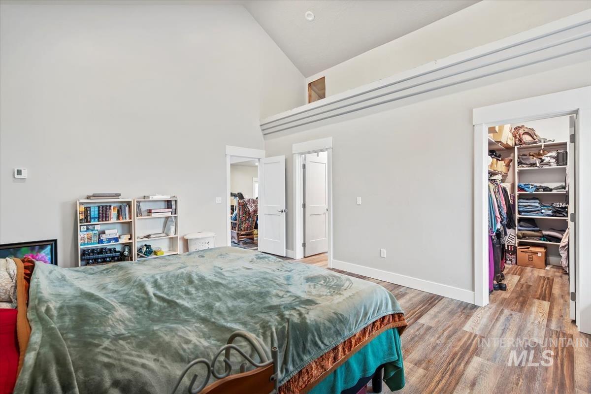 17322 CanAda Road, Nampa, Idaho 83687, 3 Bedrooms, 2 Bathrooms, Residential Income For Sale, Price $980,000,MLS 98972358