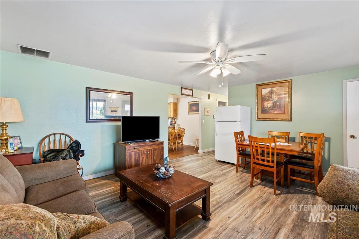 17322 CanAda Road, Nampa, Idaho 83687, 3 Bedrooms, 2 Bathrooms, Residential Income For Sale, Price $980,000,MLS 98972358