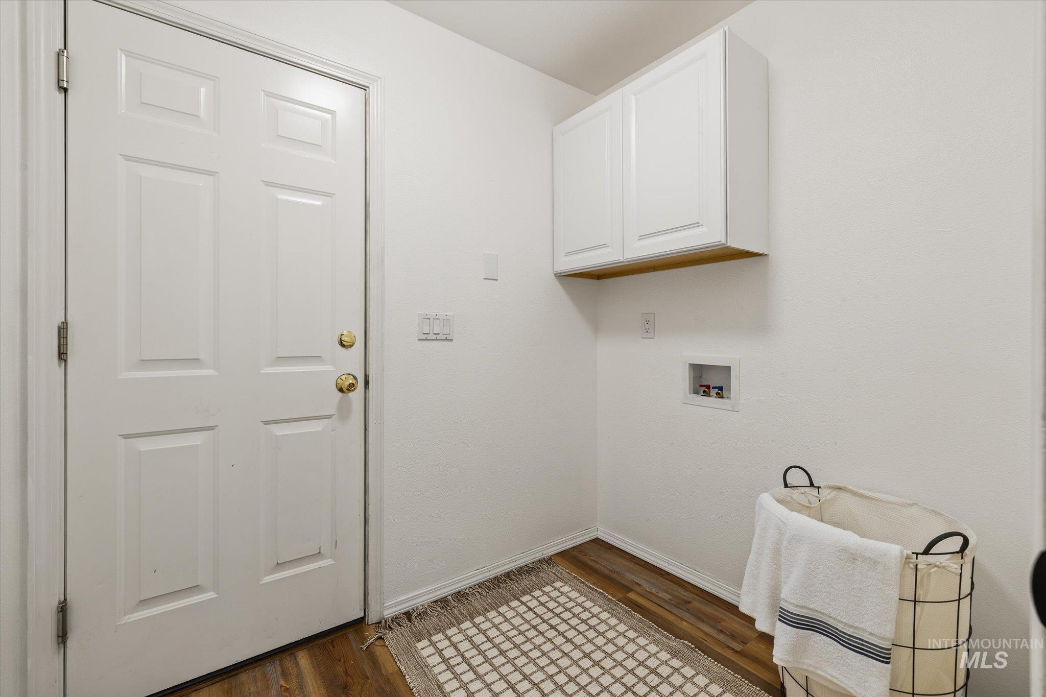 6481 S Lodgepole Pl, Boise, Idaho 83716-7117, 3 Bedrooms, 2.5 Bathrooms, Residential For Sale, Price $525,000,MLS 98972360