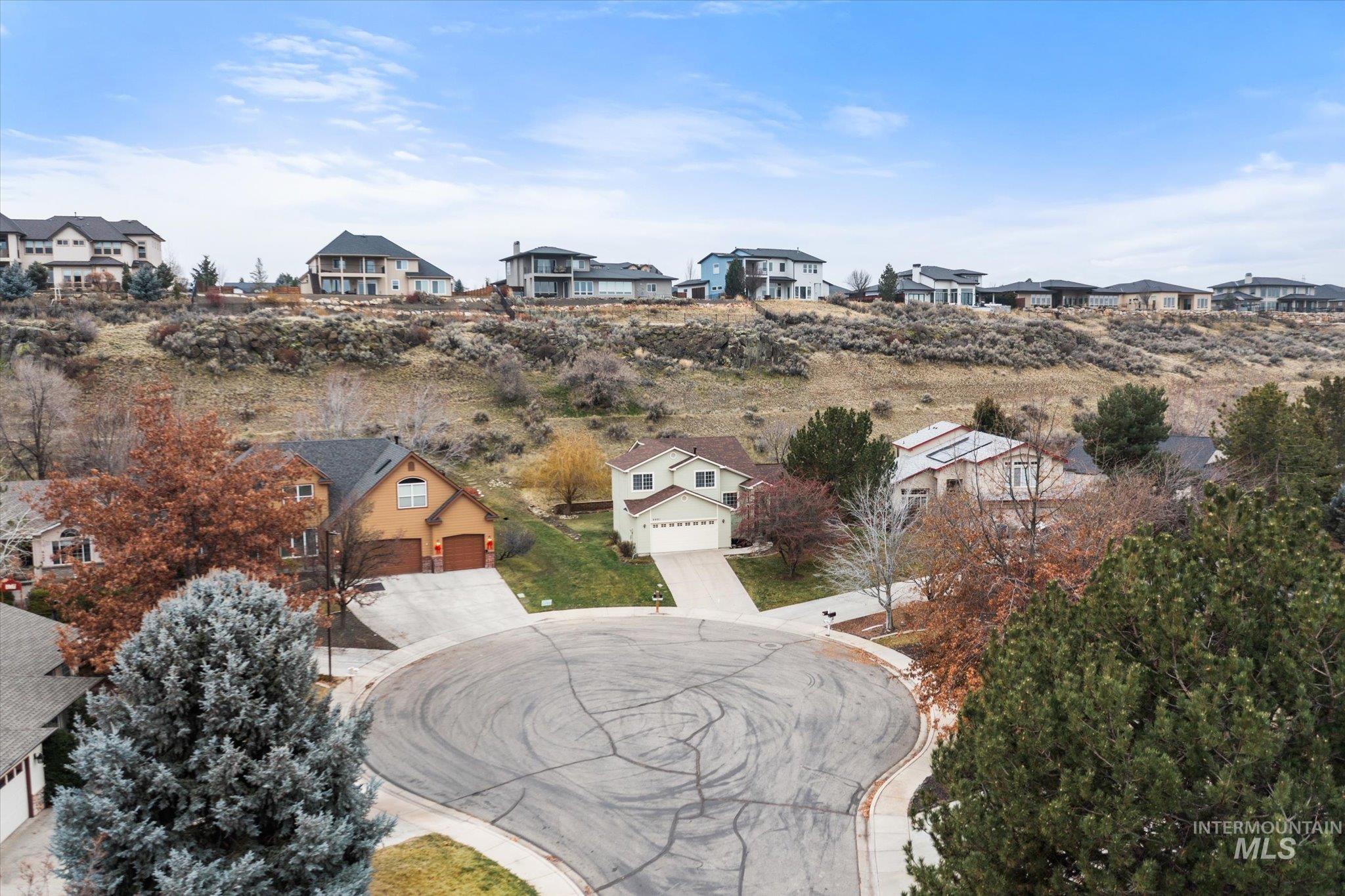 6481 S Lodgepole Pl, Boise, Idaho 83716-7117, 3 Bedrooms, 2.5 Bathrooms, Residential For Sale, Price $525,000,MLS 98972360