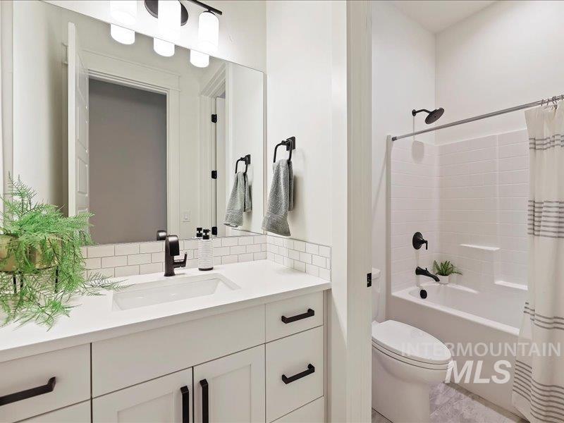 3882 W Haverhill St, Eagle, Idaho 83616, 3 Bedrooms, 3 Bathrooms, Residential For Sale, Price $1,049,000,MLS 98972361