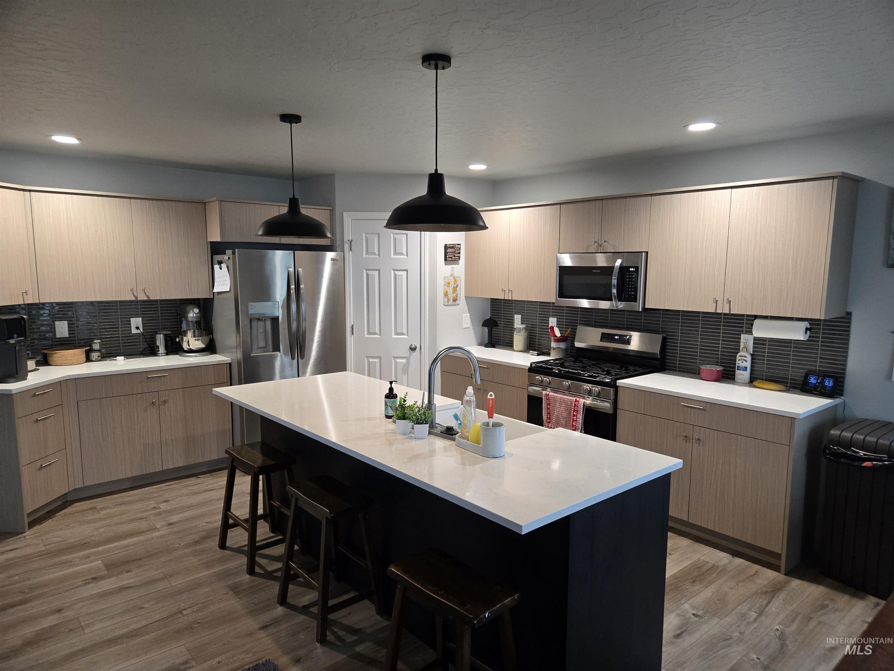 4098 E E Mets St, Nampa, Idaho 83686, 4 Bedrooms, 3 Bathrooms, Residential For Sale, Price $560,000,MLS 98972362