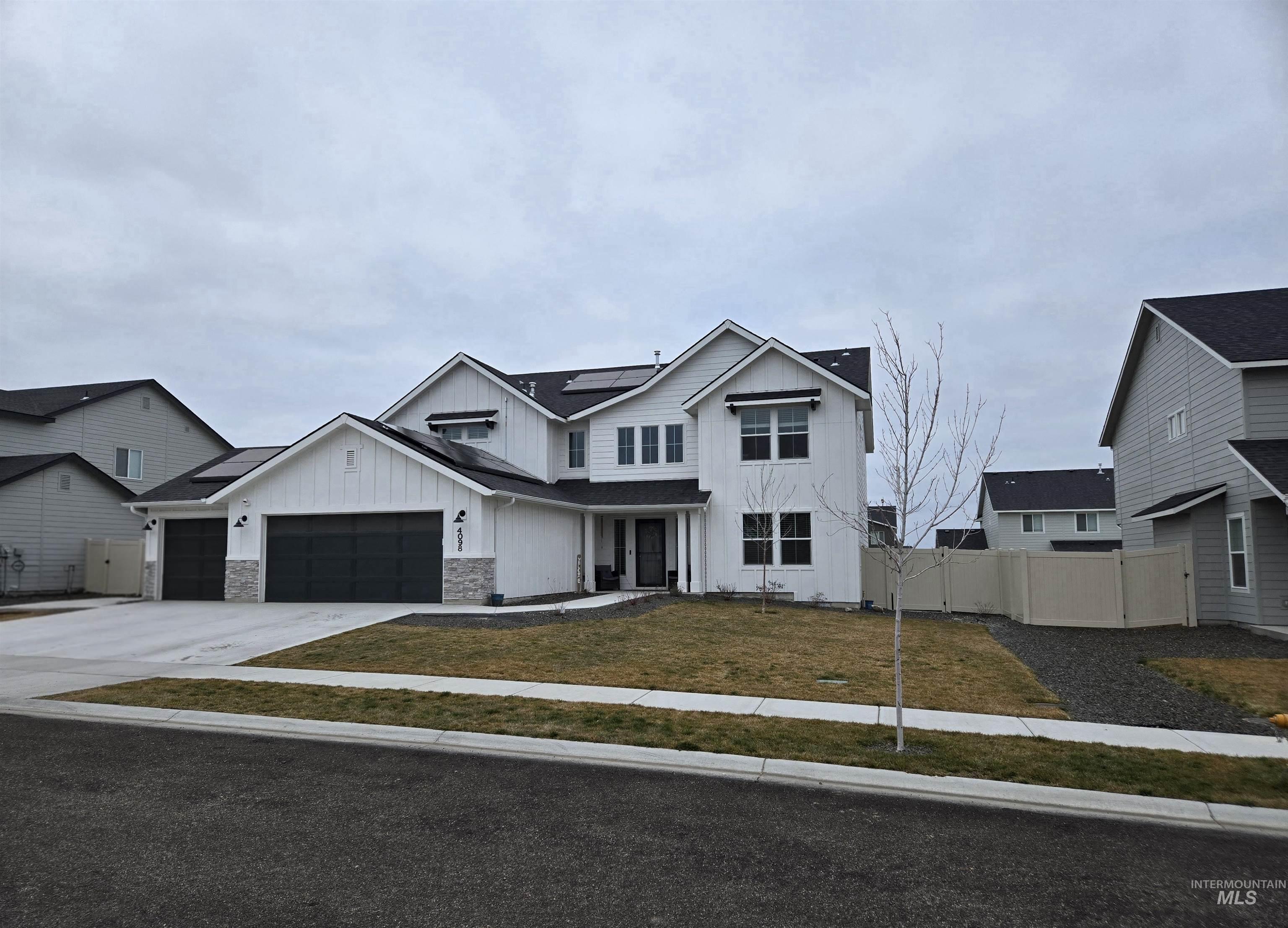 4098 E E Mets St, Nampa, Idaho 83686, 4 Bedrooms, 3 Bathrooms, Residential For Sale, Price $560,000,MLS 98972362