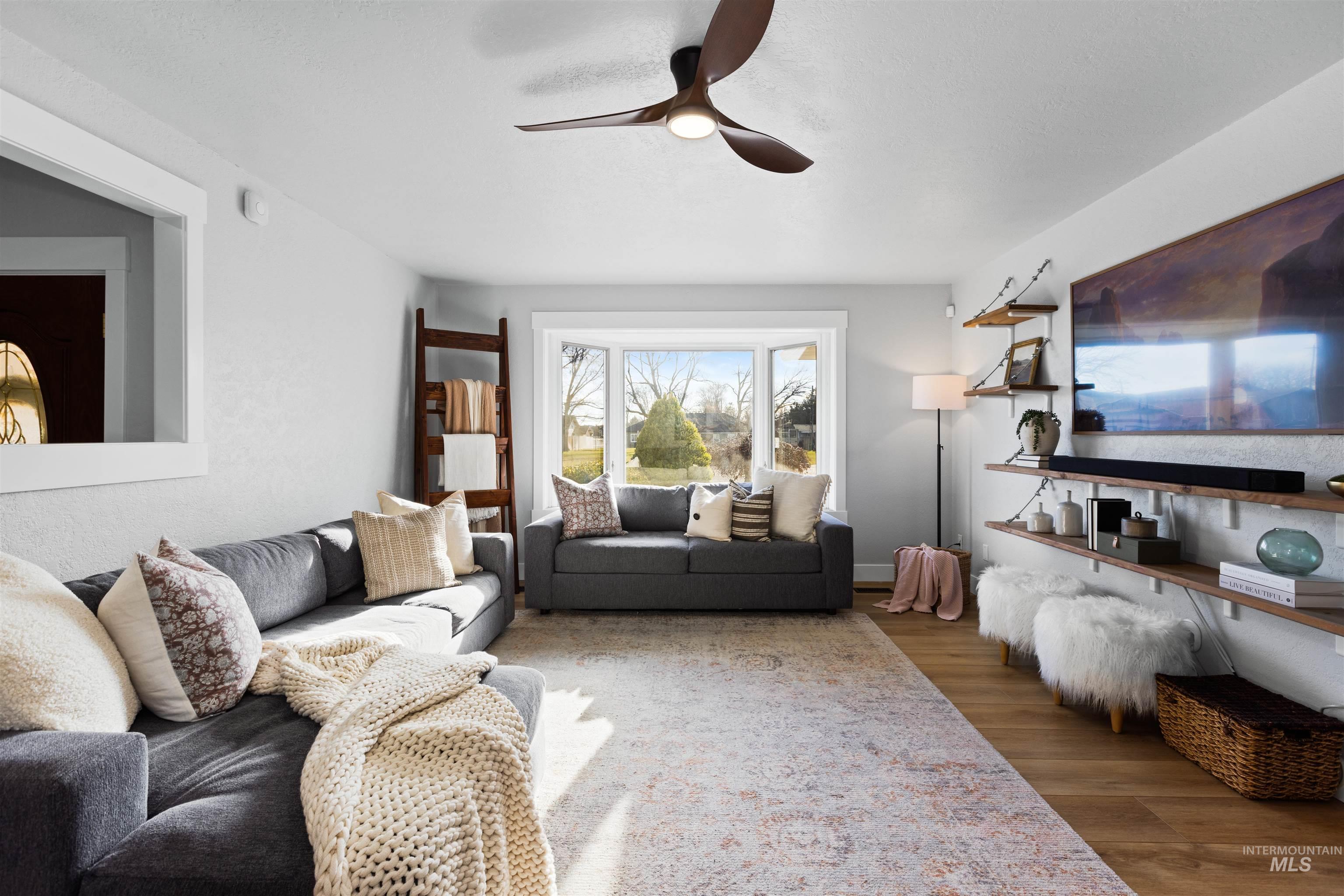 514 W Ross Ln, Caldwell, Idaho 83605, 3 Bedrooms, 2 Bathrooms, Residential For Sale, Price $569,000,MLS 98972363