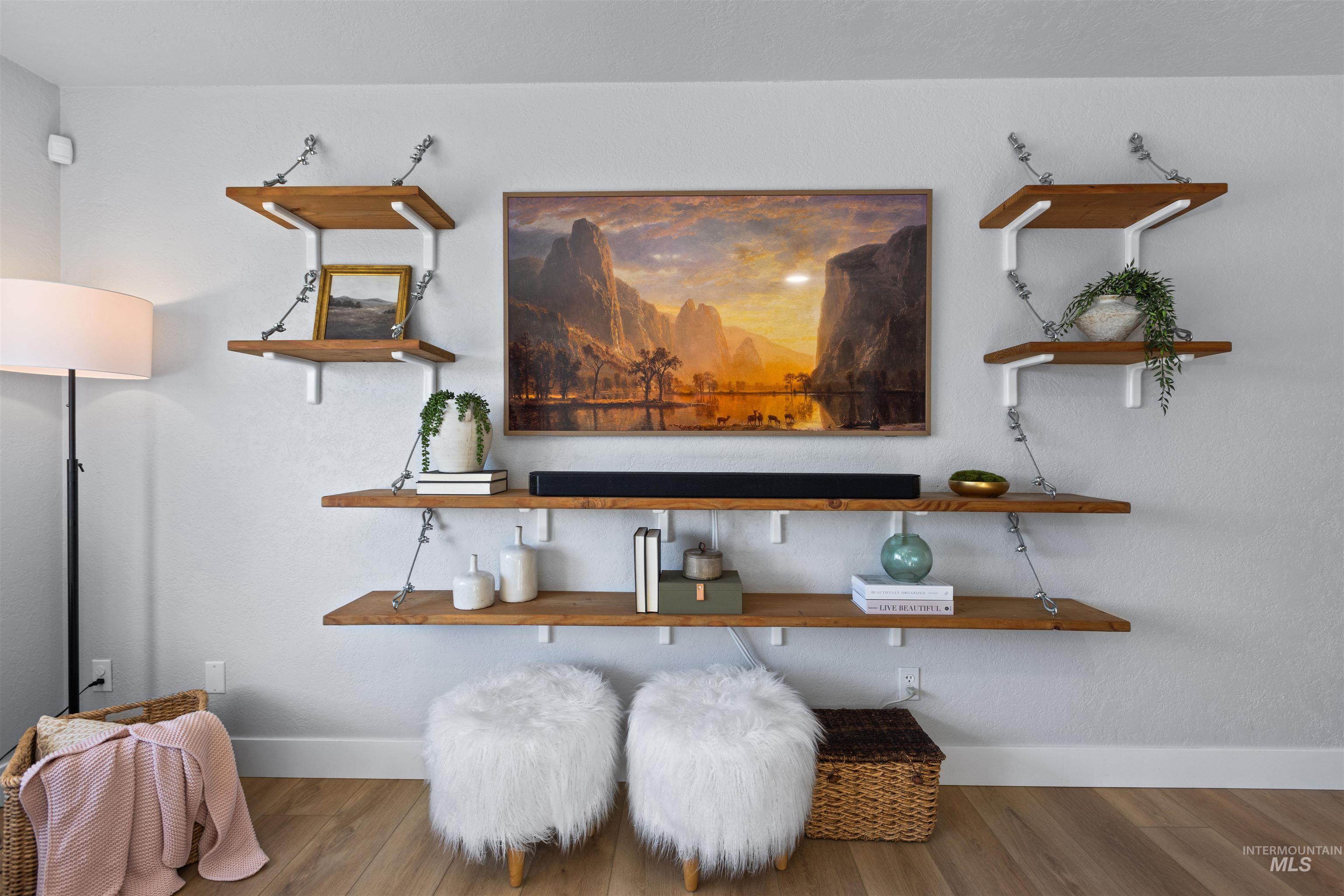 514 W Ross Ln, Caldwell, Idaho 83605, 3 Bedrooms, 2 Bathrooms, Residential For Sale, Price $569,000,MLS 98972363