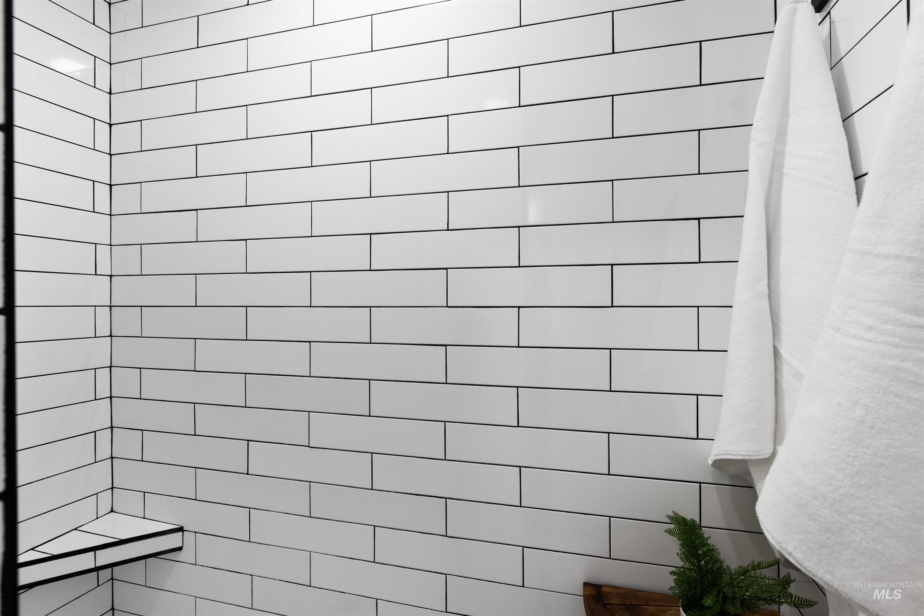 514 W Ross Ln, Caldwell, Idaho 83605, 3 Bedrooms, 2 Bathrooms, Residential For Sale, Price $569,000,MLS 98972363