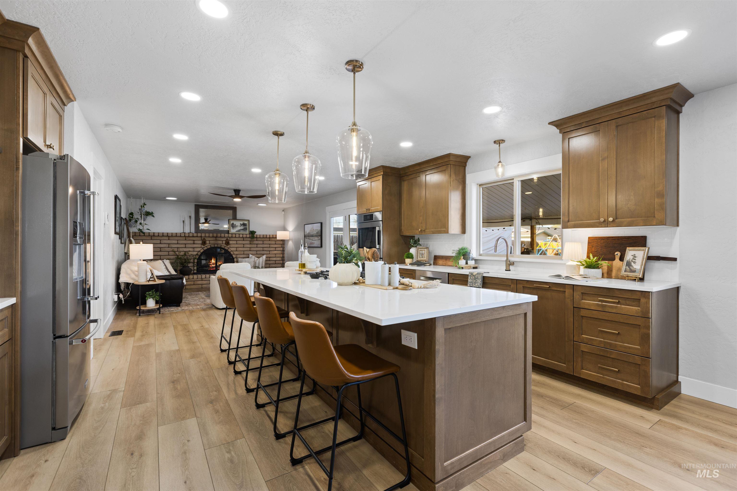 514 W Ross Ln, Caldwell, Idaho 83605, 3 Bedrooms, 2 Bathrooms, Residential For Sale, Price $569,000,MLS 98972363