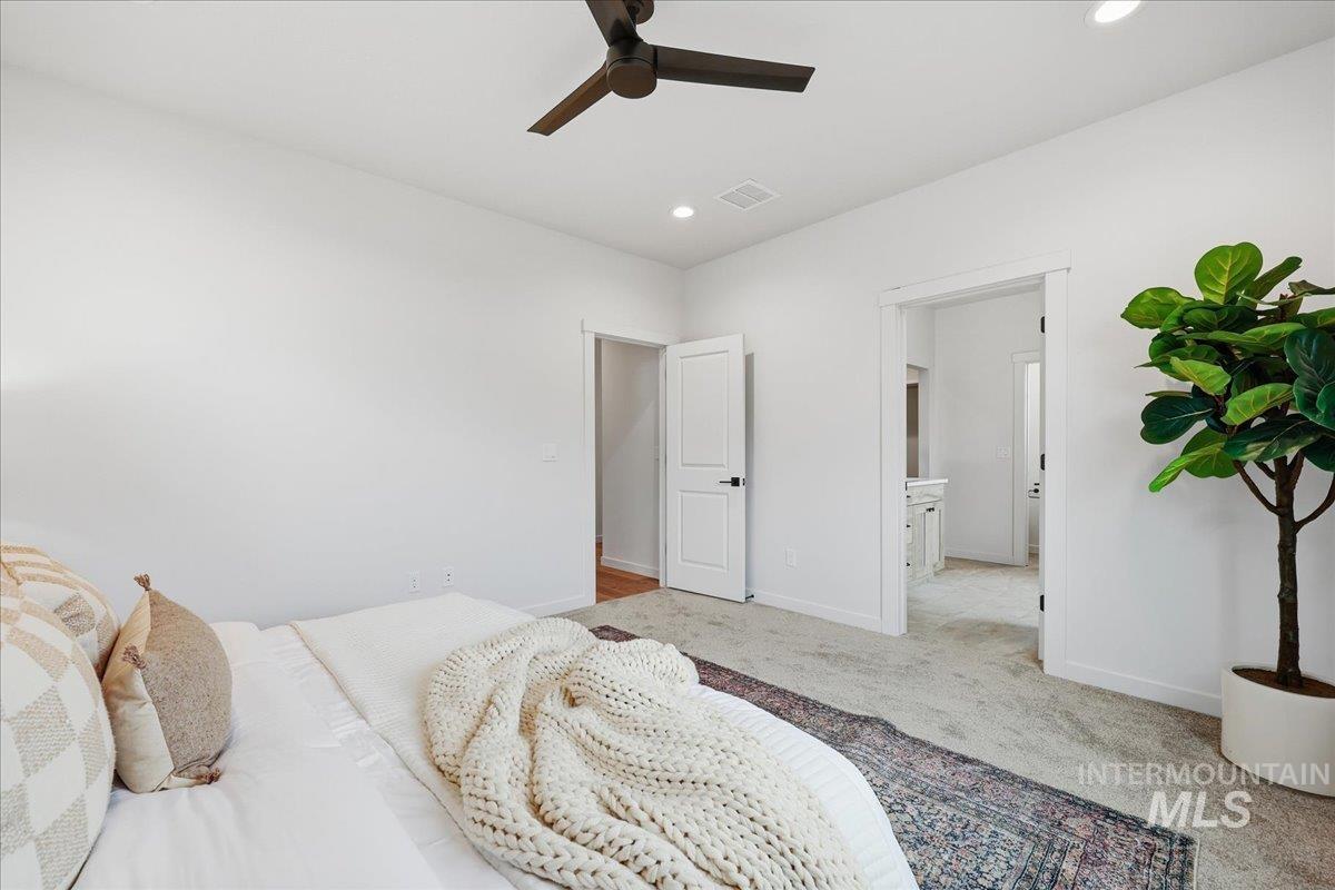 9631 W Kate Dr, Boise, Idaho 83714, 3 Bedrooms, 2.5 Bathrooms, Residential For Sale, Price $554,900,MLS 98972364