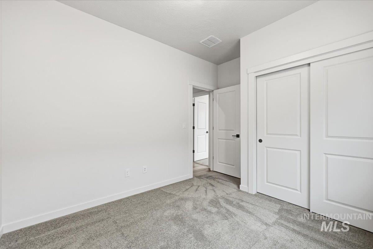 9631 W Kate Dr, Boise, Idaho 83714, 3 Bedrooms, 2.5 Bathrooms, Residential For Sale, Price $554,900,MLS 98972364