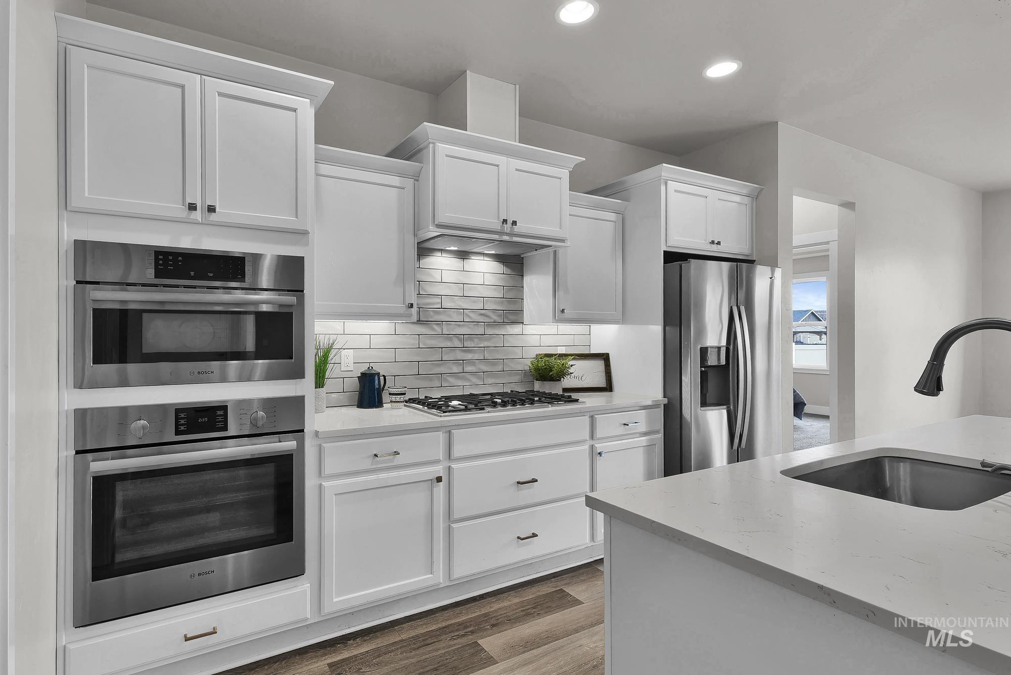 10350 Ryan Peak Dr, Nampa, Idaho 83687-8138, 3 Bedrooms, 2 Bathrooms, Residential For Sale, Price $448,888,MLS 98972366