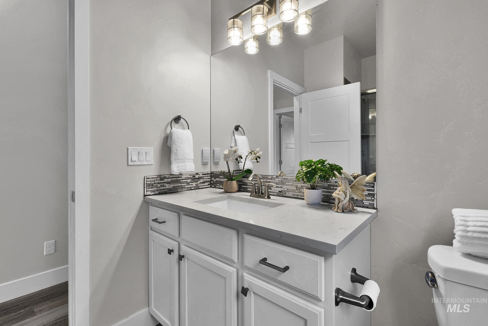 10350 Ryan Peak Dr, Nampa, Idaho 83687-8138, 3 Bedrooms, 2 Bathrooms, Residential For Sale, Price $448,888,MLS 98972366