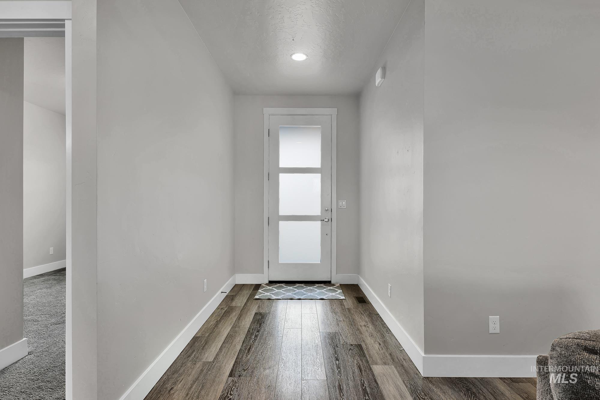 10350 Ryan Peak Dr, Nampa, Idaho 83687-8138, 3 Bedrooms, 2 Bathrooms, Residential For Sale, Price $448,888,MLS 98972366