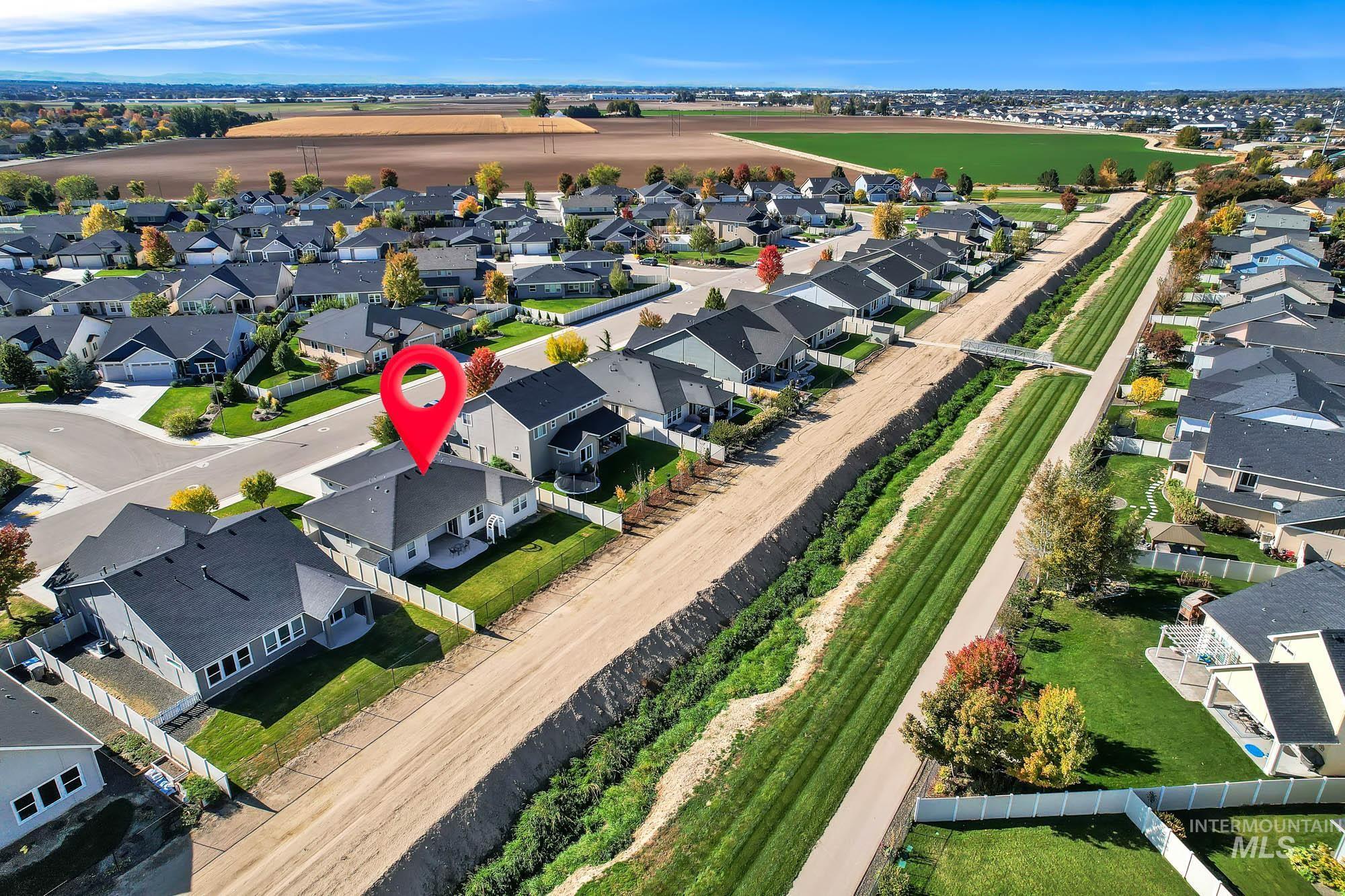 10350 Ryan Peak Dr, Nampa, Idaho 83687-8138, 3 Bedrooms, 2 Bathrooms, Residential For Sale, Price $448,888,MLS 98972366