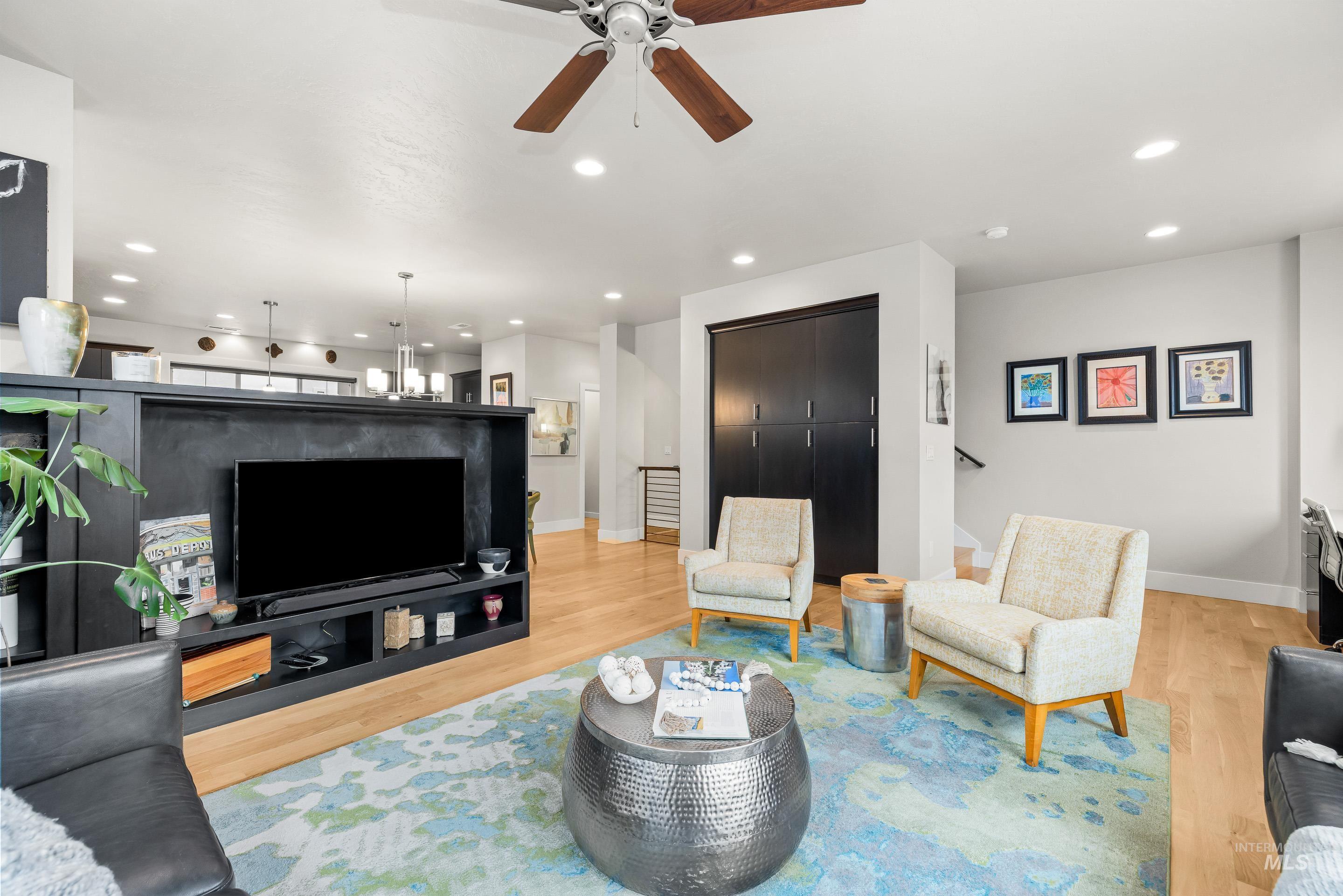 3290 E Thoroughbred Lane, Boise, Idaho 83716, 3 Bedrooms, 2.5 Bathrooms, Residential For Sale, Price $665,000,MLS 98972367