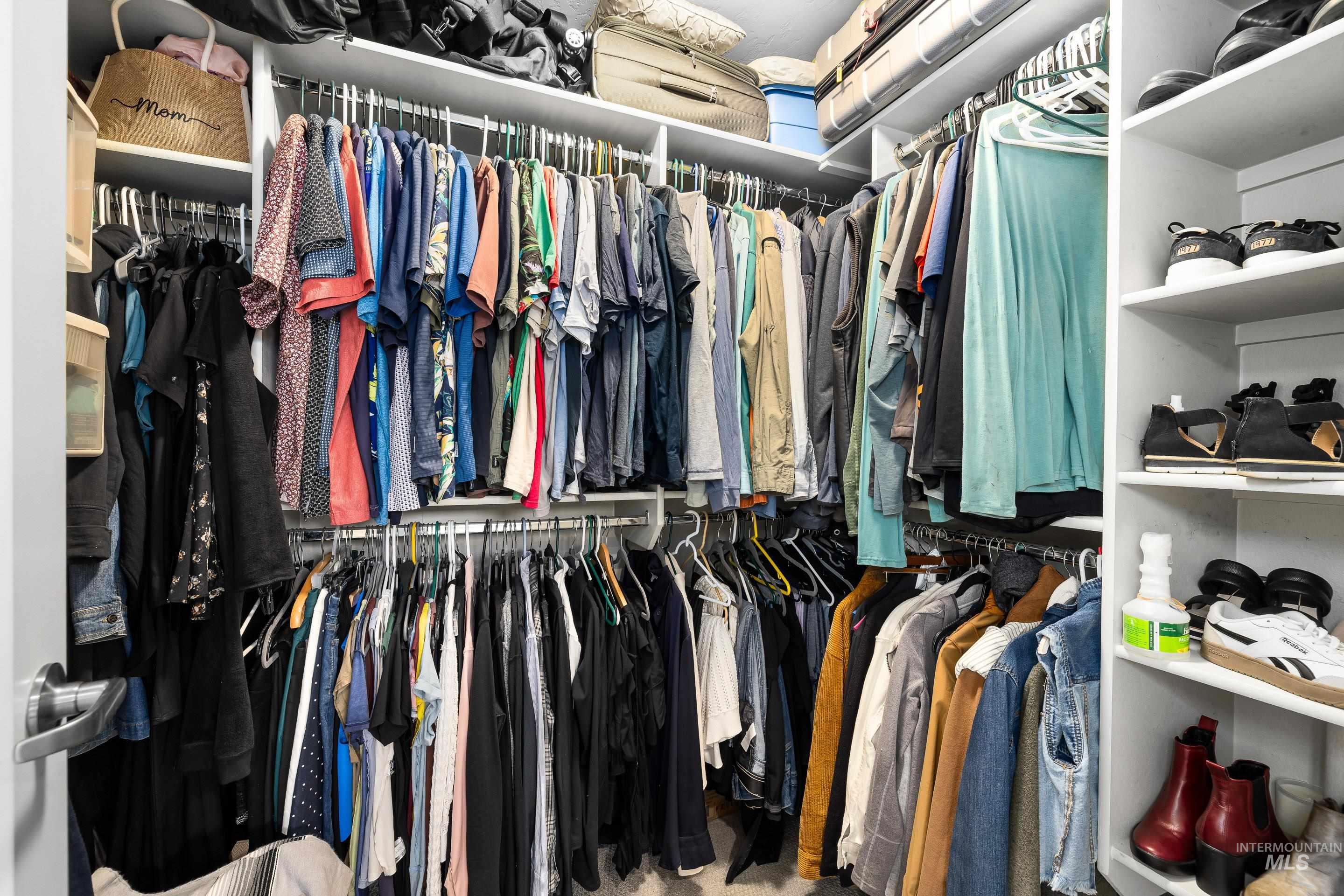 3290 E Thoroughbred Lane, Boise, Idaho 83716, 3 Bedrooms, 2.5 Bathrooms, Residential For Sale, Price $649,000, 98972367