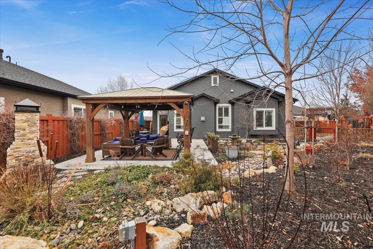 189 S Devon Ave., Star, Idaho 83669, 3 Bedrooms, 2 Bathrooms, Residential For Sale, Price $570,000,MLS 98972368