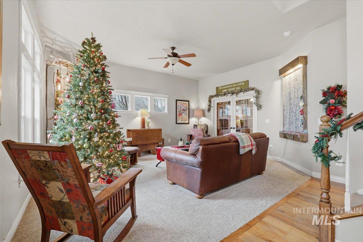 1525 S Herron Dr, Nampa, Idaho 83686, 4 Bedrooms, 2.5 Bathrooms, Residential For Sale, Price $534,900,MLS 98972369