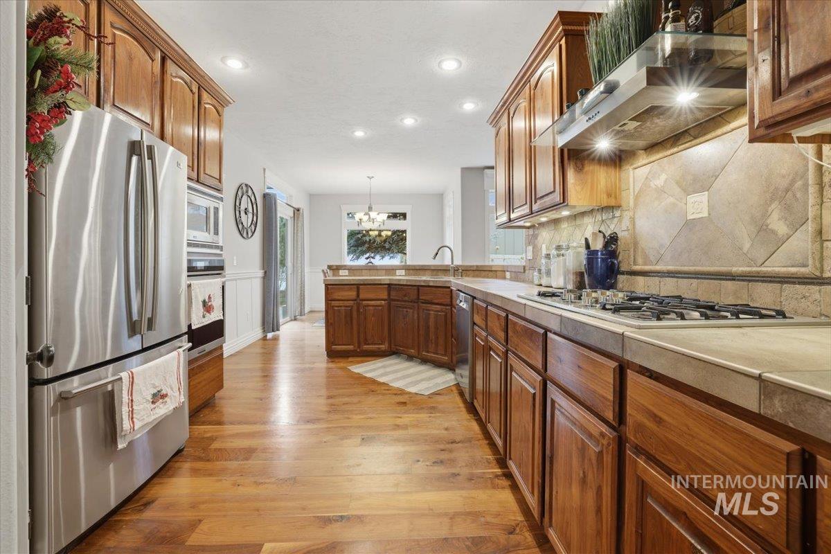 1525 S Herron Dr, Nampa, Idaho 83686, 4 Bedrooms, 2.5 Bathrooms, Residential For Sale, Price $534,900,MLS 98972369