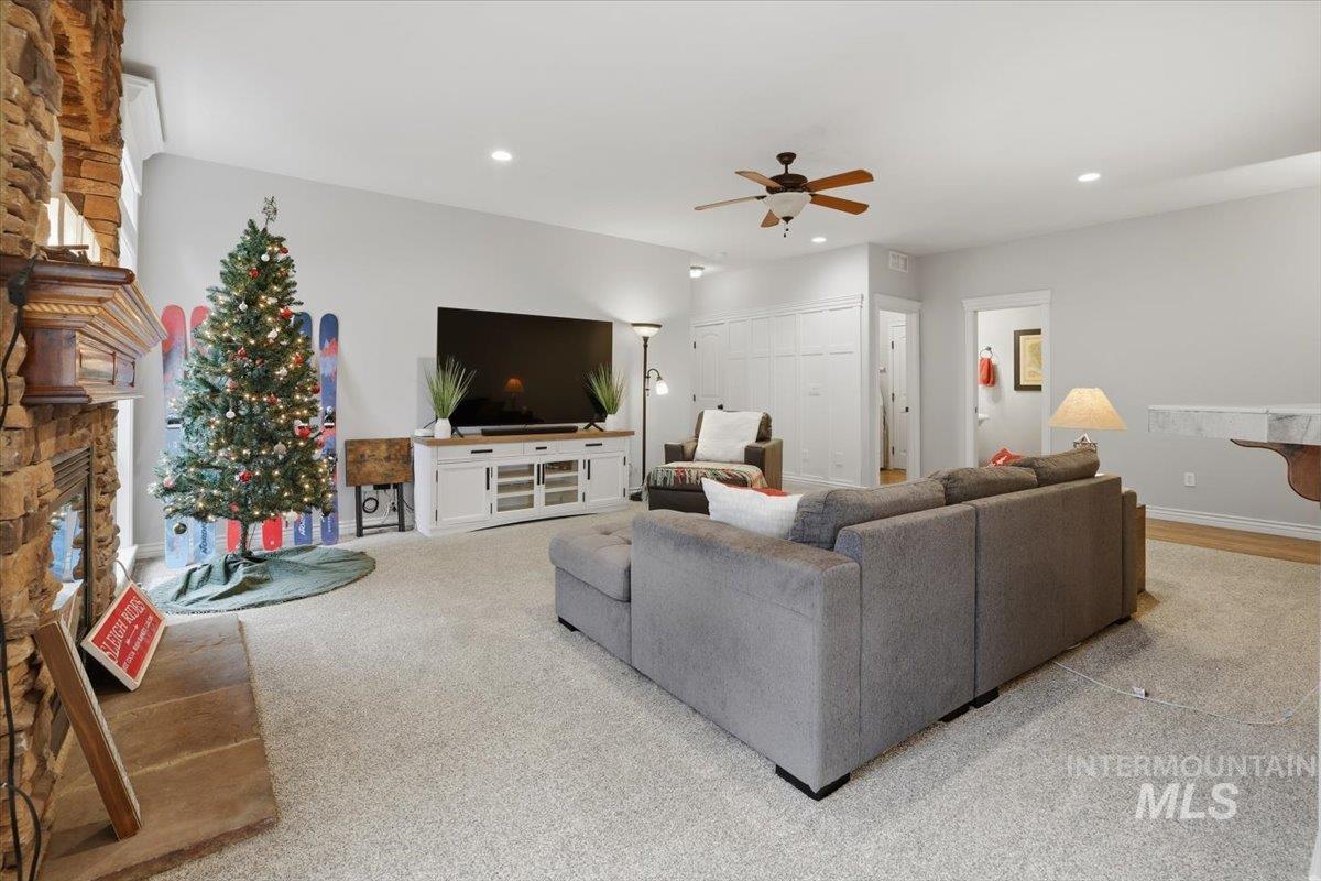 1525 S Herron Dr, Nampa, Idaho 83686, 4 Bedrooms, 2.5 Bathrooms, Residential For Sale, Price $534,900,MLS 98972369