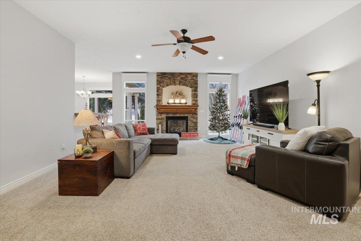 1525 S Herron Dr, Nampa, Idaho 83686, 4 Bedrooms, 2.5 Bathrooms, Residential For Sale, Price $534,900,MLS 98972369