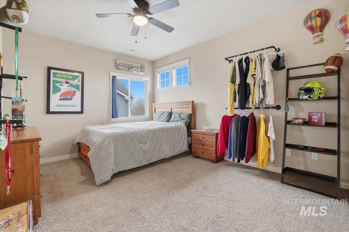 1525 S Herron Dr, Nampa, Idaho 83686, 4 Bedrooms, 2.5 Bathrooms, Residential For Sale, Price $534,900,MLS 98972369