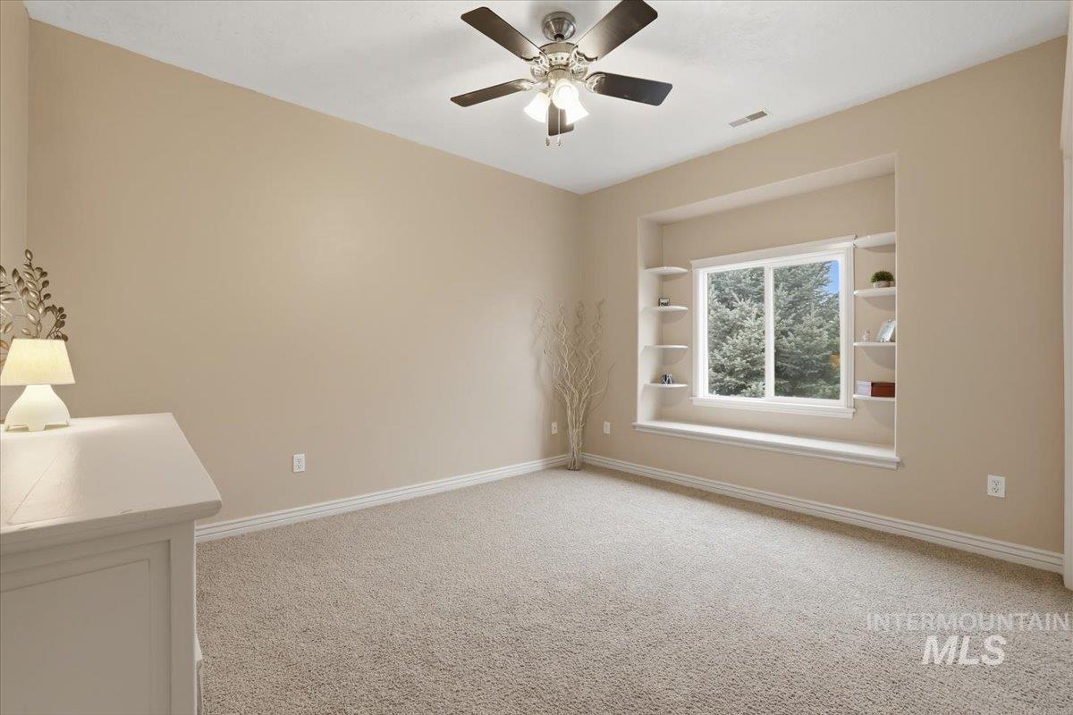 1525 S Herron Dr, Nampa, Idaho 83686, 4 Bedrooms, 2.5 Bathrooms, Residential For Sale, Price $534,900,MLS 98972369