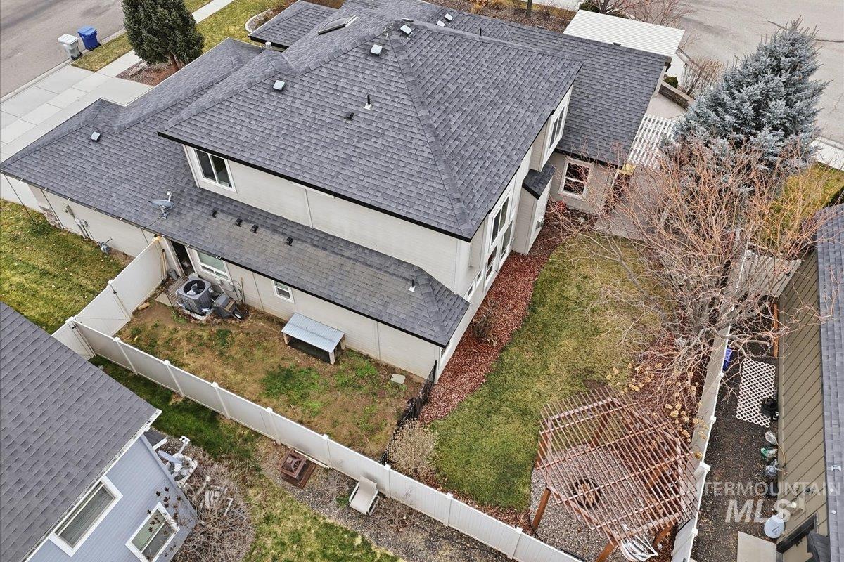 1525 S Herron Dr, Nampa, Idaho 83686, 4 Bedrooms, 2.5 Bathrooms, Residential For Sale, Price $534,900,MLS 98972369