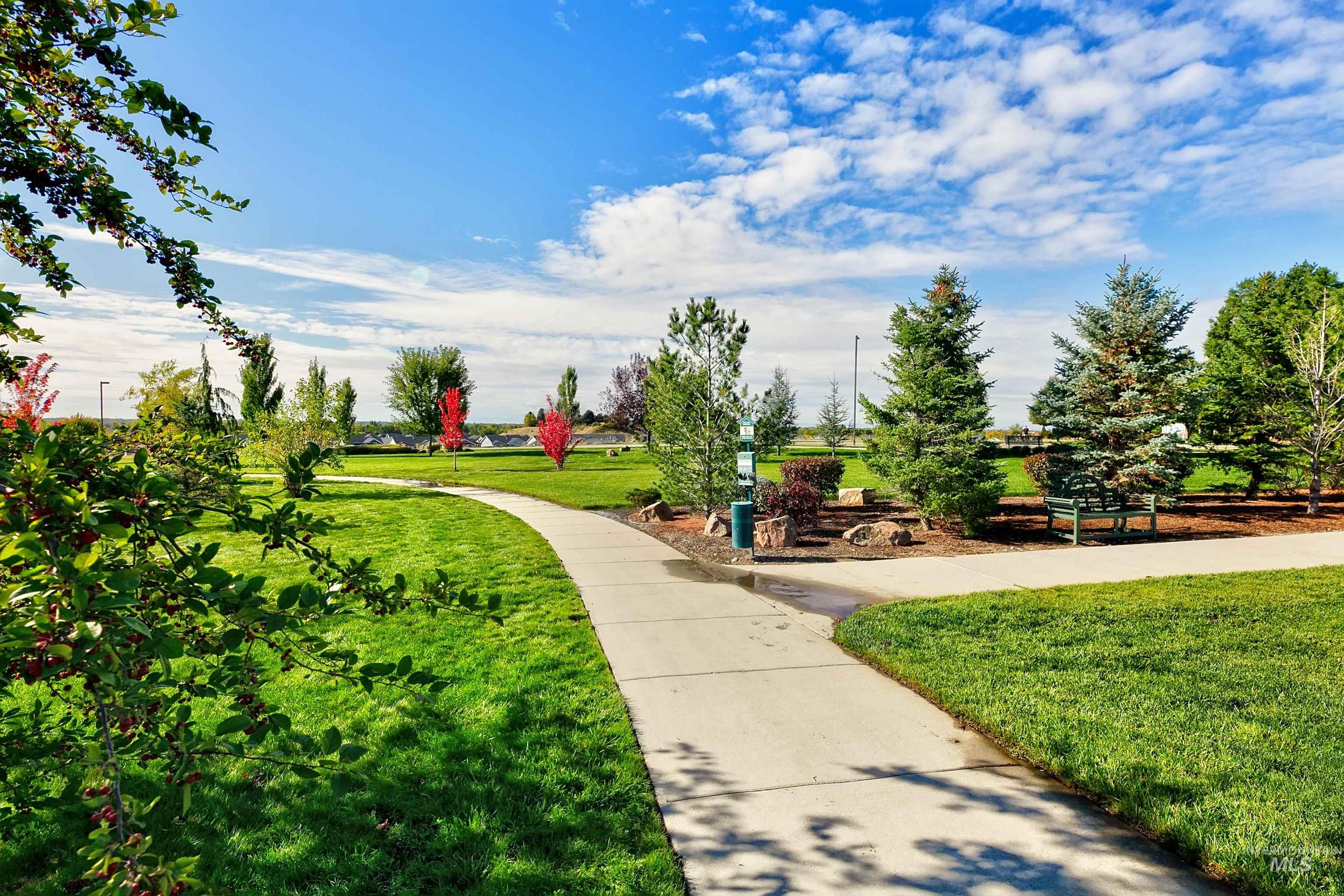 2248 E Sadie Dr, Eagle, Idaho 83616, 3 Bedrooms, 2 Bathrooms, Residential For Sale, Price $515,000,MLS 98972371